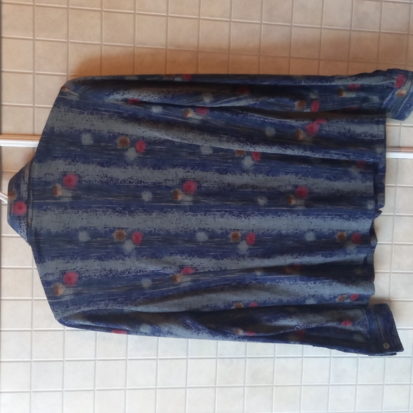 Vintage button down shirt - Picture 2 of 3